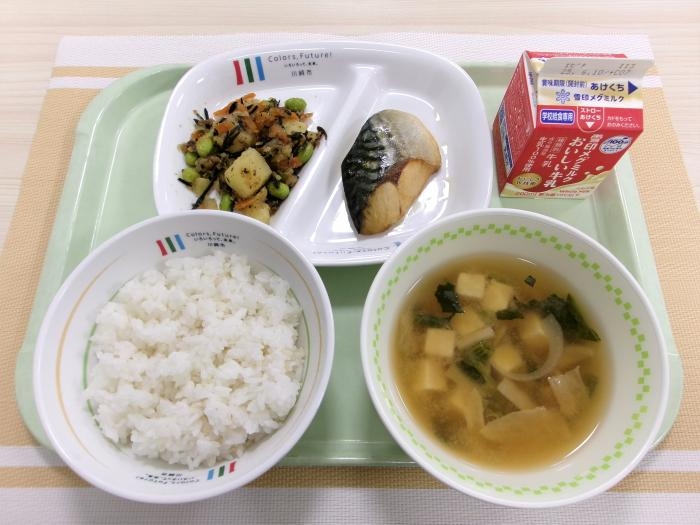 給食写真