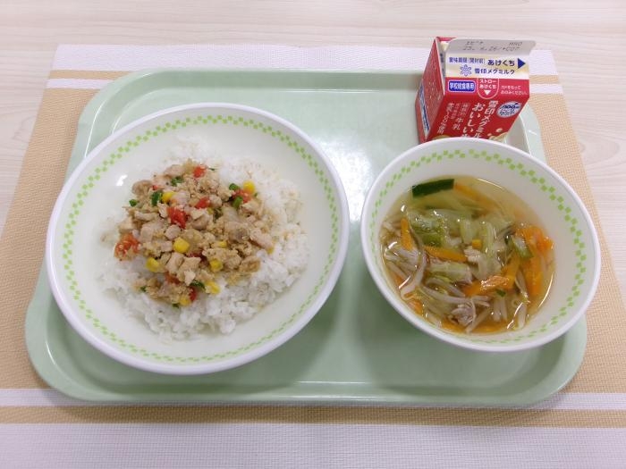 給食写真