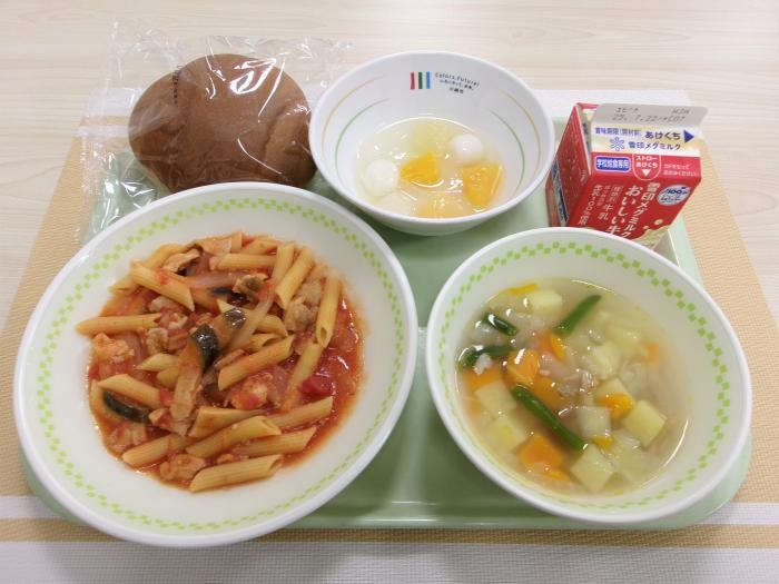 給食写真