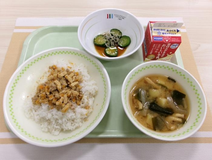 給食写真