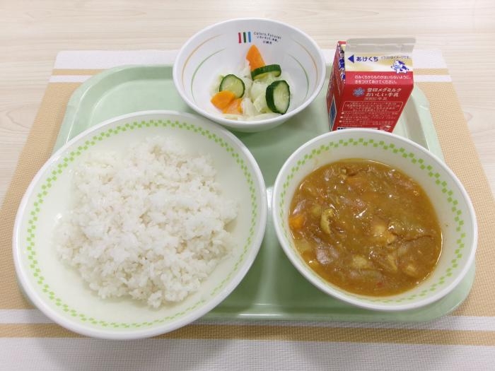 給食写真