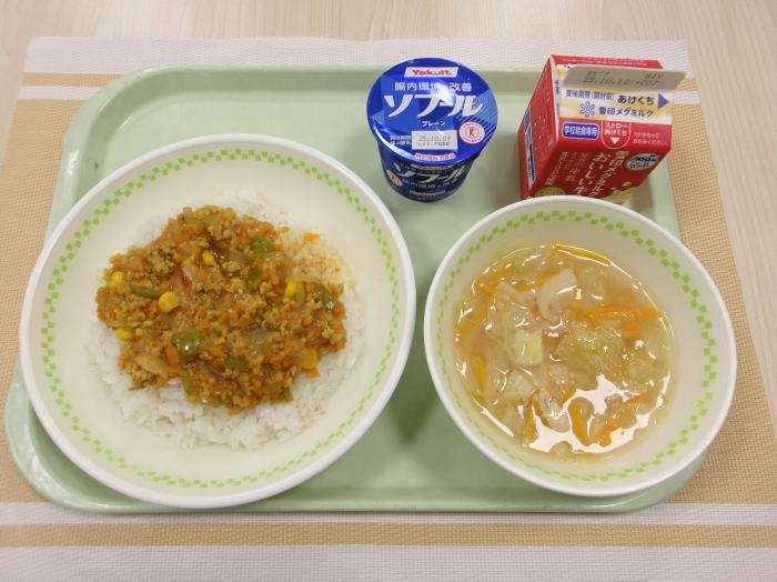 給食写真