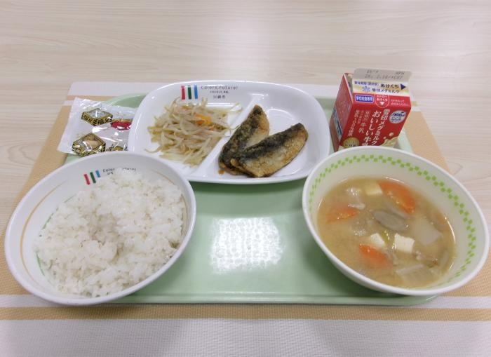給食写真