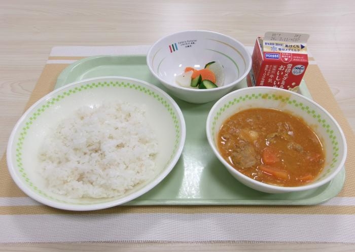 給食写真